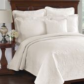 Historic Charleston King Charles Lightweight Cotton Matelasse Quilted Coverlet, Ivory